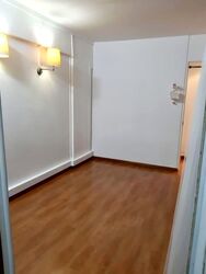 Blk 354 Clementi Avenue 2 Shopping Centre (Clementi), HDB 3 Rooms #558760021